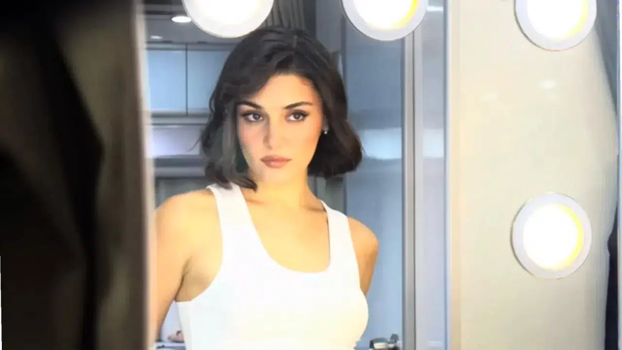 Hande Erçel IMDb listesinde kaçıncı oldu? İşte Dünyanın En Güzel Aktrisleri listesi