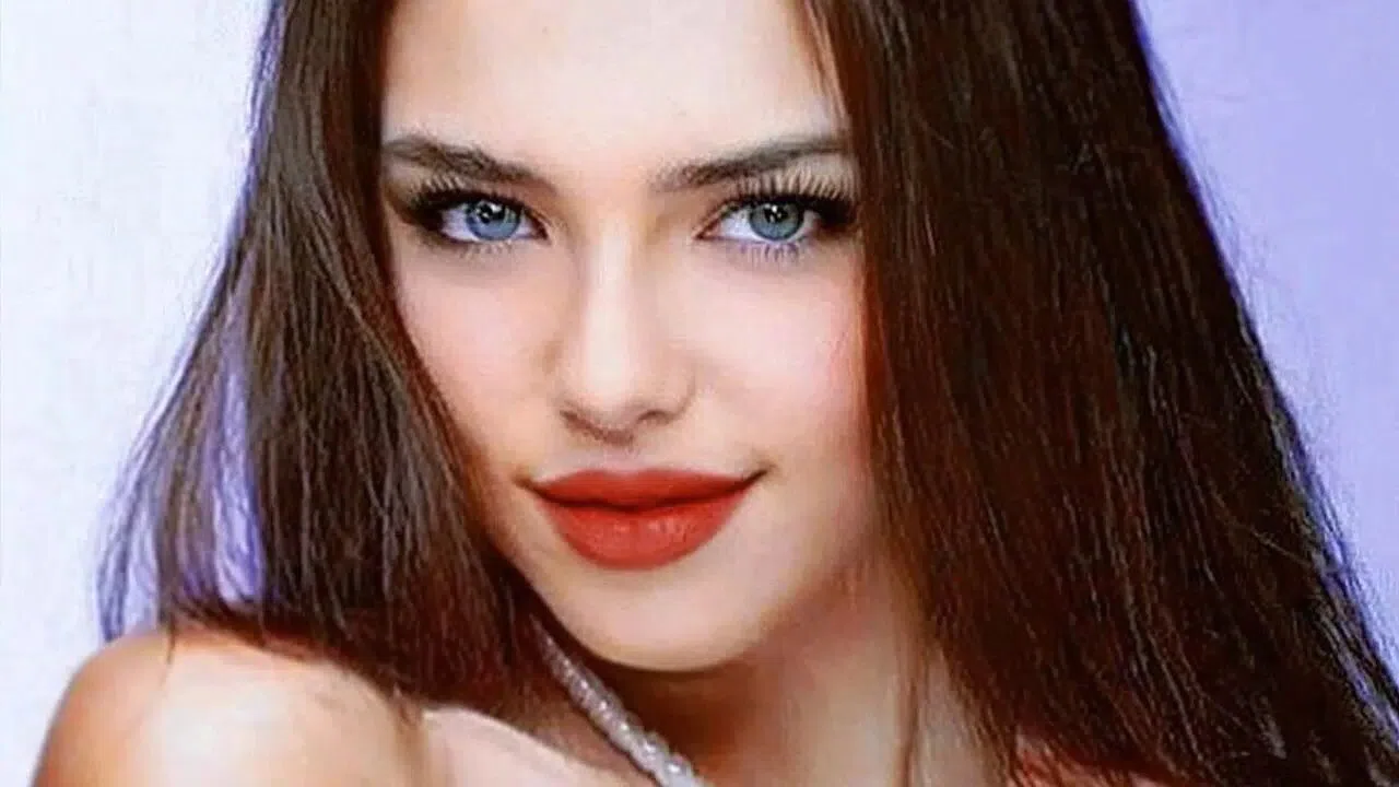 Aygün Aydın Kimdir, Kaç Yaşında, Nereli, Boyu Kaç, Evli Mi, Ne İş Yapıyor, Hakan Sabancı Olayı Nedir, Hare Kids Markası Ne, Instagram Hesabı Kaç Takipçi?