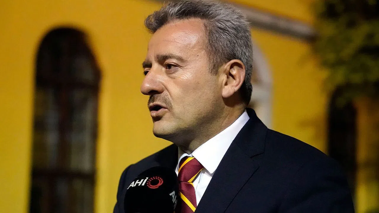 İbrahim Hatipoğlu Kimdir, Kaç Yaşında, Nereli, Ne İş Yapıyor, Galatasaray’daki Görevi Nedir?