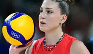 İlkin Aydın Evli Mi, Sevgilisi Var Mı, Hangi Takımda Oynuyor? Milli Takımın Başarılı Smaçörü Hakkında Merak Edilenler