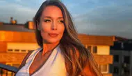 Kimya Gökçe Aytaç Ne İş Yapıyor, Boyu Kaç, Sevgilisi Var Mı? Medcezir’den Bay Yanlış’a Uzanan Kariyeri Merak Ediliyor