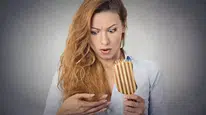 Yanmış saça hangi doğal yağlar iyi gelir, saç neden yanar, saç kesmeden onarılır mı? Evde uygulanabilir tavsiyeler