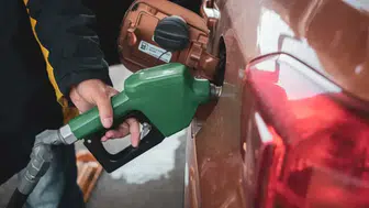 Akaryakıta Dev İndirim! Motorin 70 TL’nin Altına Düşecek Mi? (8 Mayıs 2026)