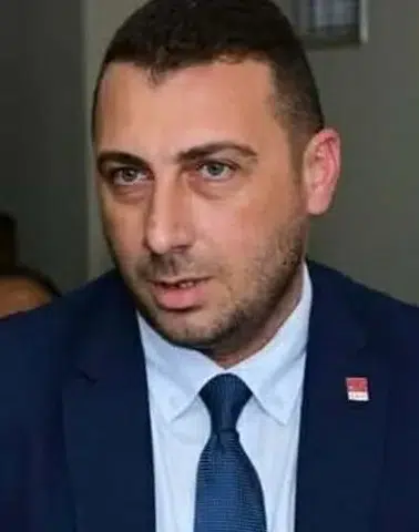 Karabağlar Belediye Meclis Üyesi Kadir Dalgıç Neden Tutuklandı, Hangi Suçlamalar Yöneltildi?