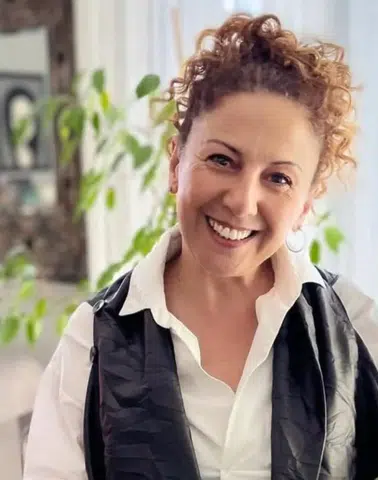 Günay Karacaoğlu kaç yaşında, nereli, evli mi, eşi kim, çocuğu var mı, hangi dizilerde oynadı