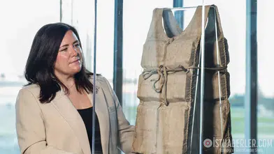 Laura Mabel Francatelli’nin yeleği fiyatı ne kadar, kaç sterline satılacak? Satışa sunulan 1 numaralı filika can yeleği kime ait?