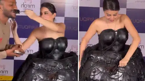 Bollywood’da Olay Yaratan Görüntü! 'Yenilebilir' Elbise!