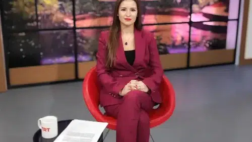 Öznur Küçüker Sirene biyografisi ve özgeçmişi (kimdir), kaç yaşında, nereli, evli mi? Strasbourg’da görev yapan uluslararası ilişkiler uzmanının hayatı