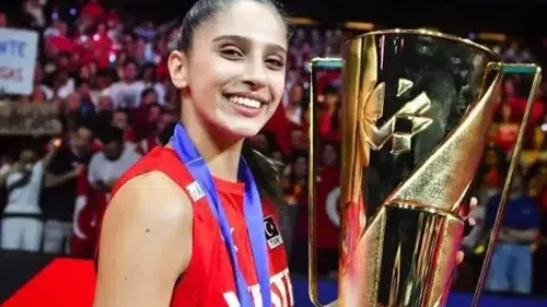 Derya Cebecioğlu Nereli, Boyu Kaç, Evli Mi? VakıfBank ve Milli Takım Kariyeri Merak Ediliyor