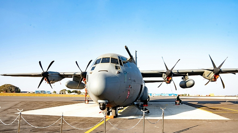 C-130 Hercules: Askeri Nakliye Uçağının Sırları Nelerdir?
