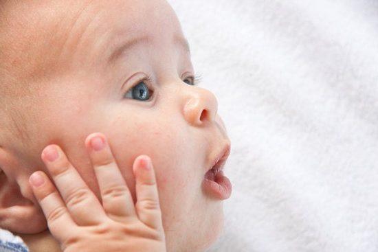 Anne​ ve Bebek ‍İçin Sütten Kesme Yöntemlerinin Avantajları ve⁢ Dezavantajları