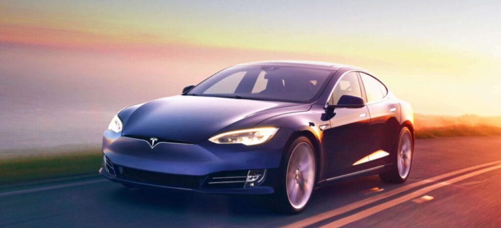 TESLA MODEL S