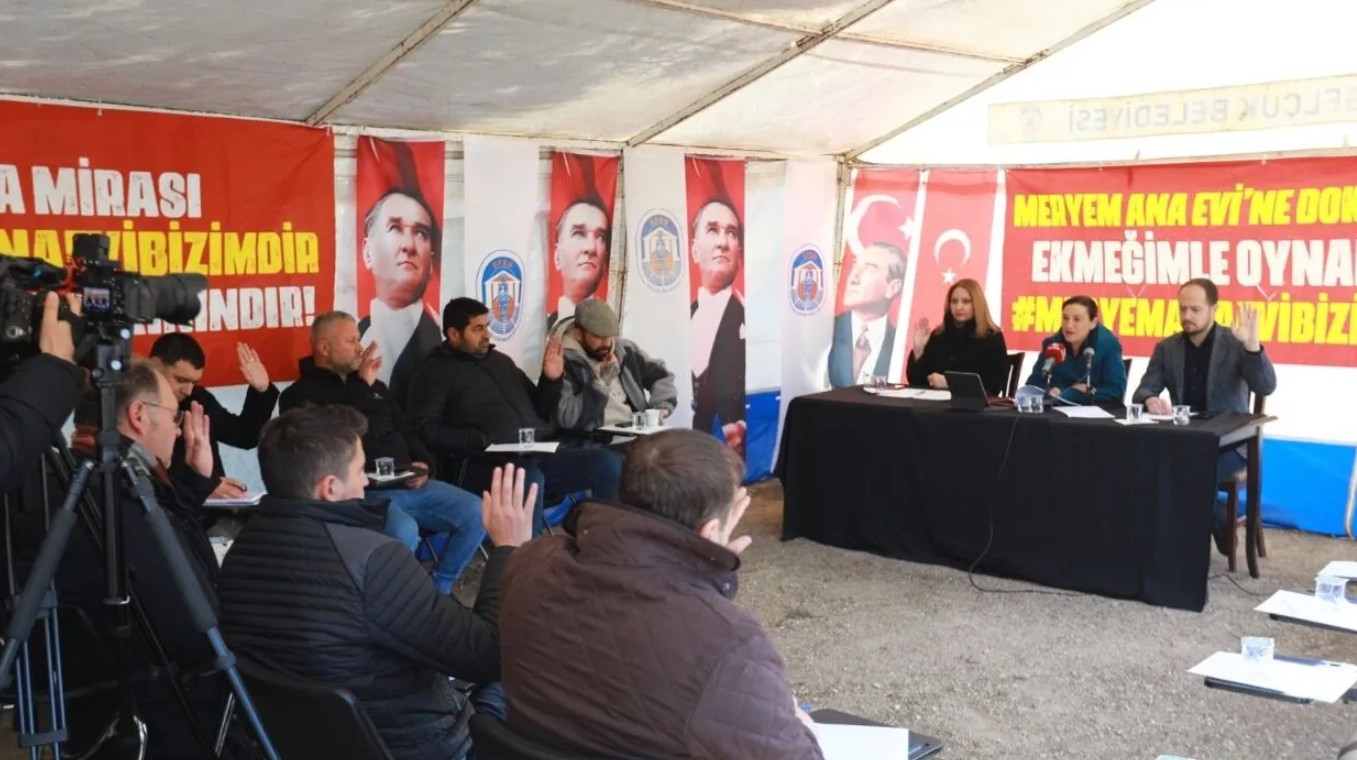 Başkan Sengel’den Efes Selçuk İçin Yeni Projeler, Fırın ve Öğrenci Otobüsü Müjdesi
