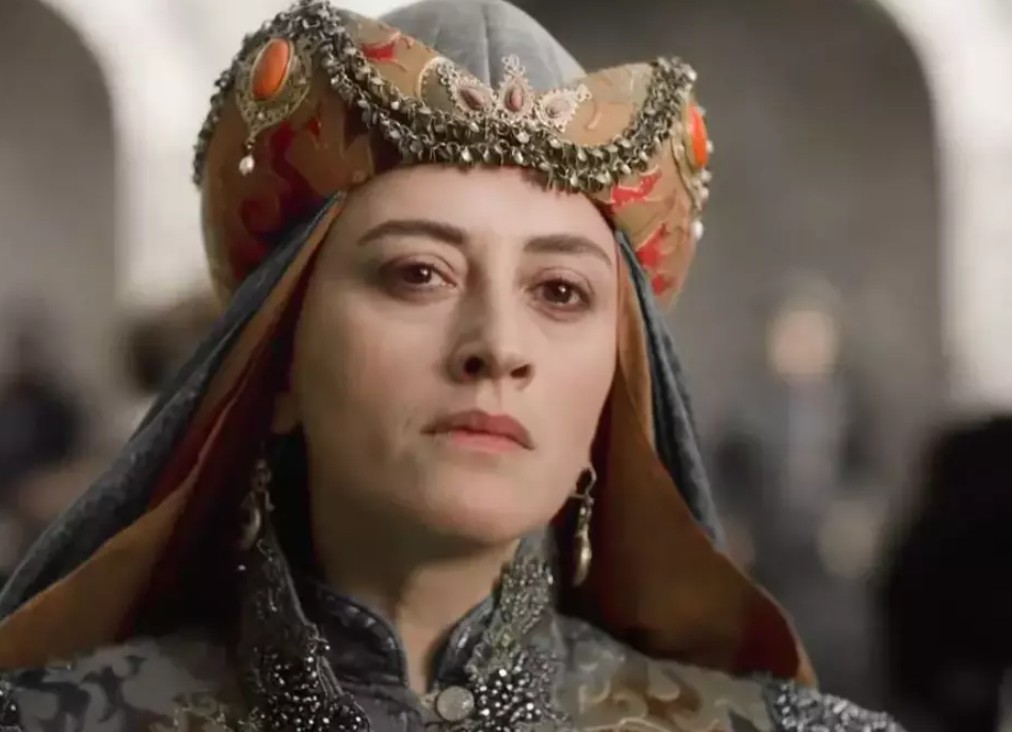 Esra Kızıldoğan