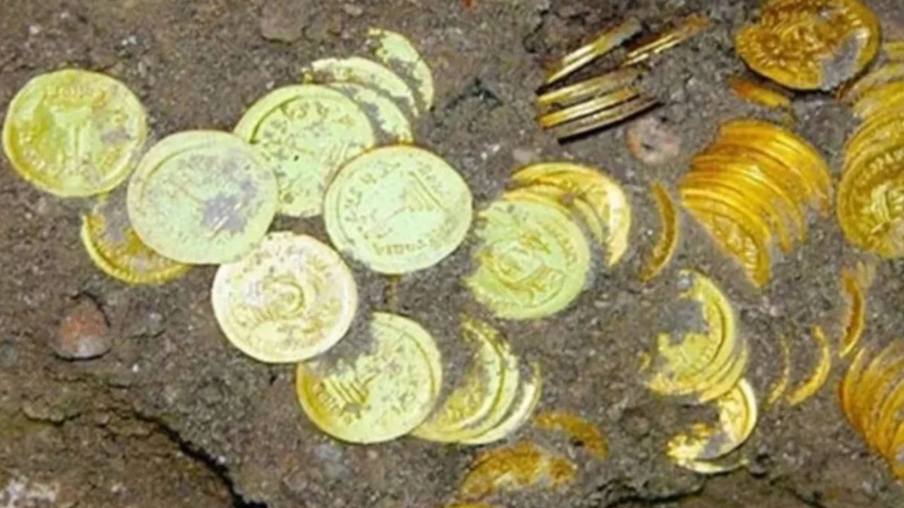 Konut İnşaatı Çalışması Sırasında Servet Değerinde Gömü Bulundu