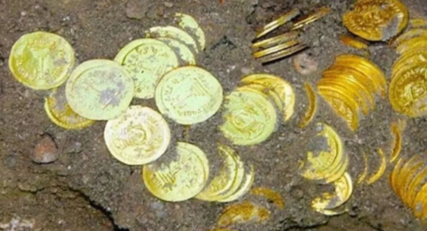 Konut İnşaatı Çalışması Sırasında Servet Değerinde Gömü Bulundu