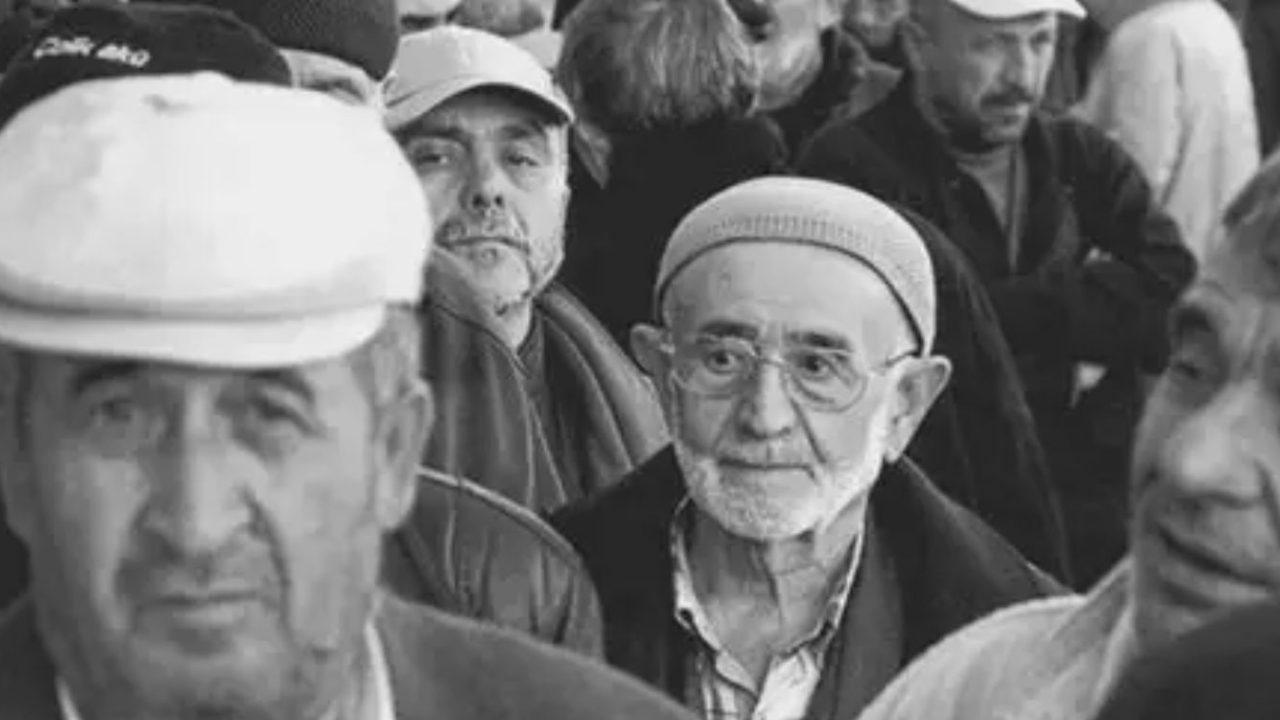 Emeklilerin 2026 Yılında Alacağı En Düşük Maaş Açıklandı