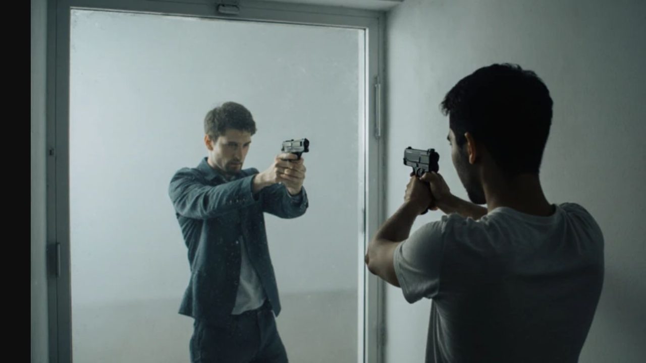 Rüyada Birini Silahla Vurmak Ne Anlama Gelir? Güç, Kontrol ve İçsel Hesaplaşmalar