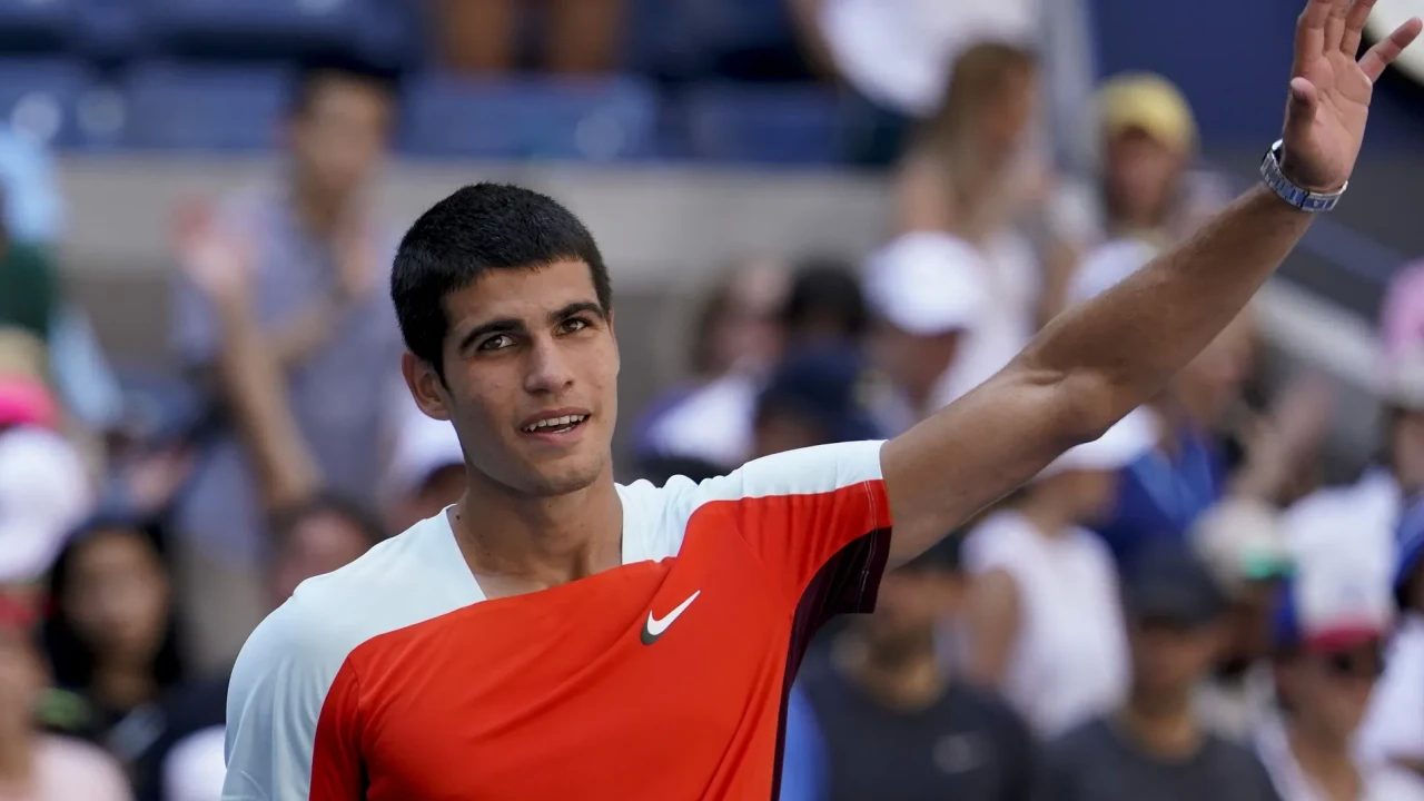 Tenis dünyasının parlayan yıldızı Carlos Alcaraz’ın kaç yaşında olduğu, aslen