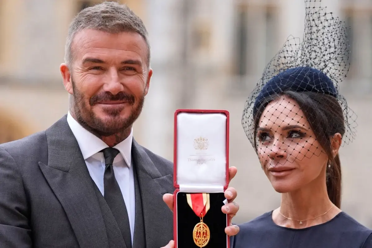 David Beckham’a, İngiltere Kralı 3. Charles tarafından şövalyelik unvanı verildi.