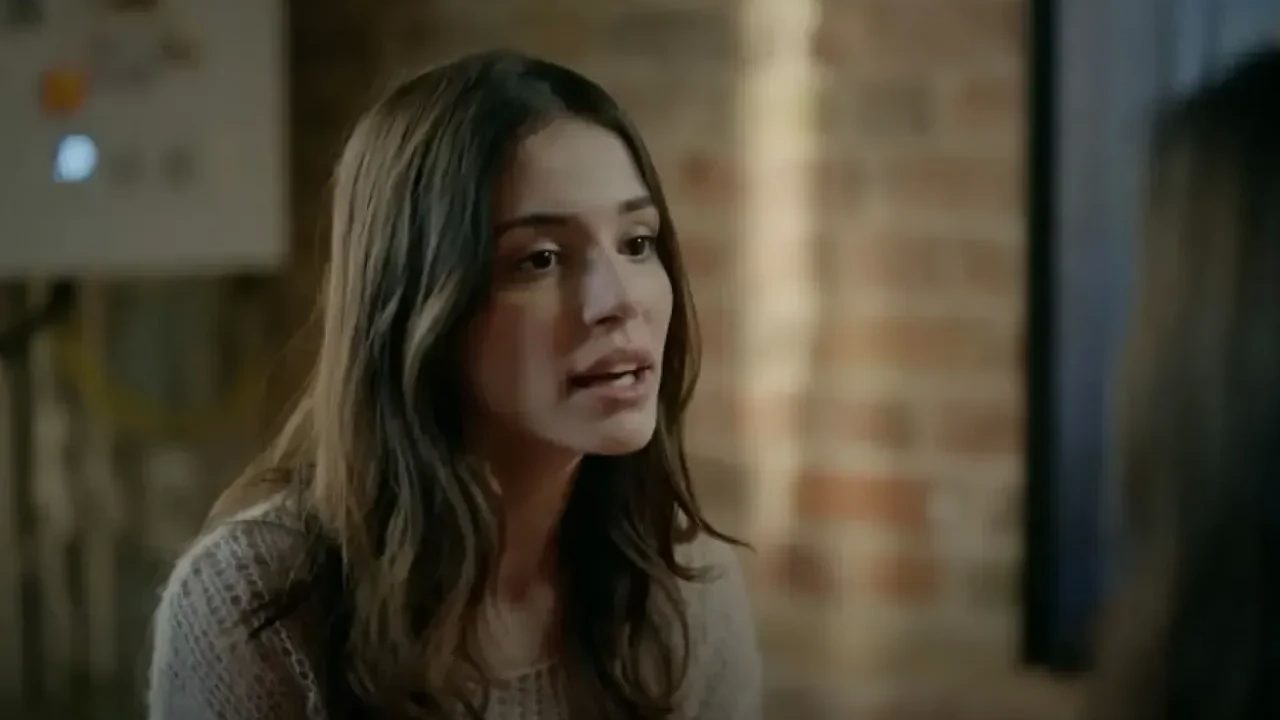 Son günlerde magazin gündeminde yer alan Ebrar Karabakan’ın kim olduğu,