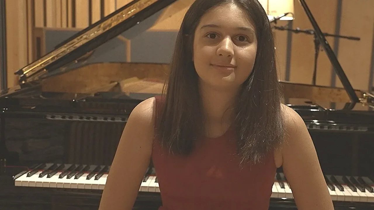 Elif Naz Ertuğrul kimdir, ne yaptı ve neden gündemde? Merak