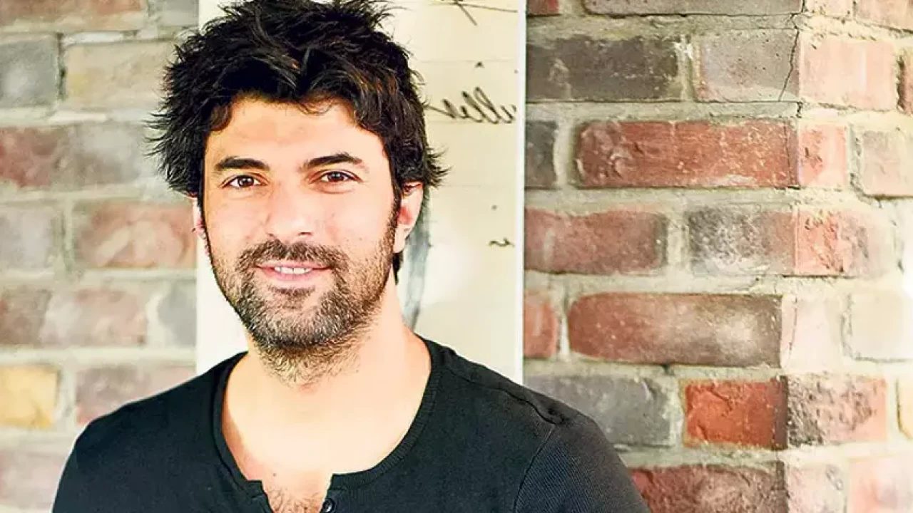 Engin Akyürek’in gizemli dünyasına dalış yapıyoruz! Başarılı oyuncunun kaç yaşında