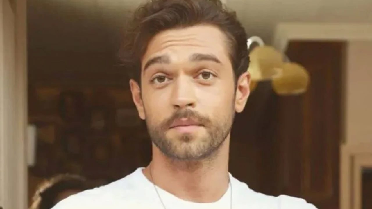 Genç ve yetenekli oyuncu Furkan Andıç’ın hayatı ve kariyeri merak