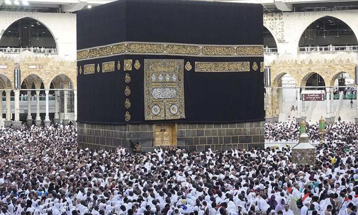 Diyanet’ten Gelen “Hac Kurasına Katılacaksınız” Mesajı Ne Anlama Geliyor?