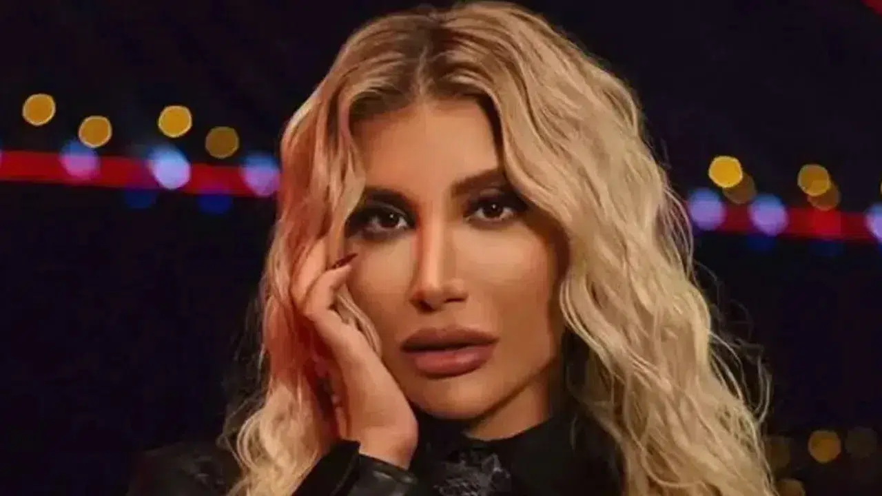 Şarkıcı İrem Derici’nin nişanlısından ayrıldığına dair şaşırtan iddialar magazin gündemine