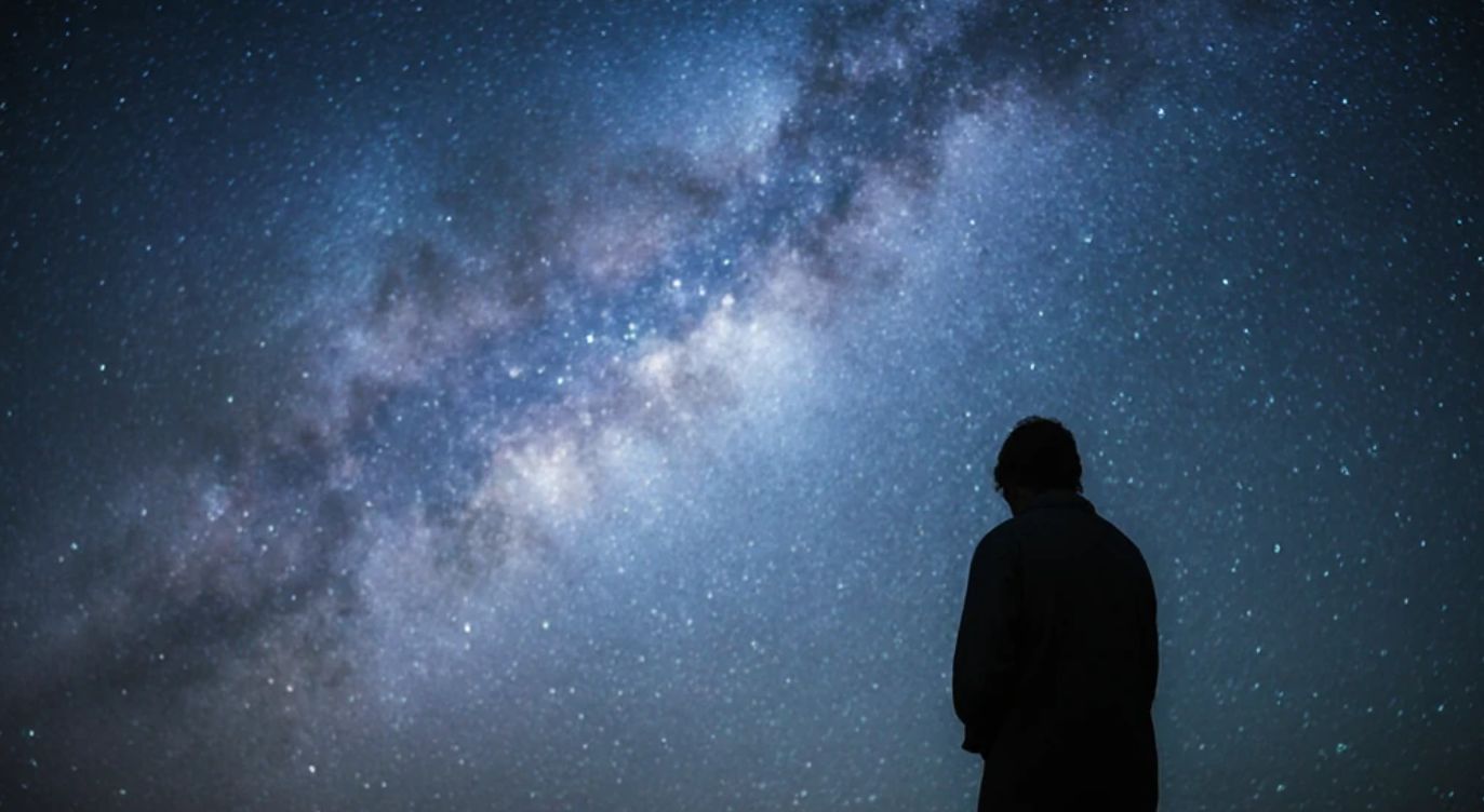 Rüyada ölmüş birini canlı görmek ne anlama gelir? Rüyada ölen birini canlı görmek anlamı nedir?