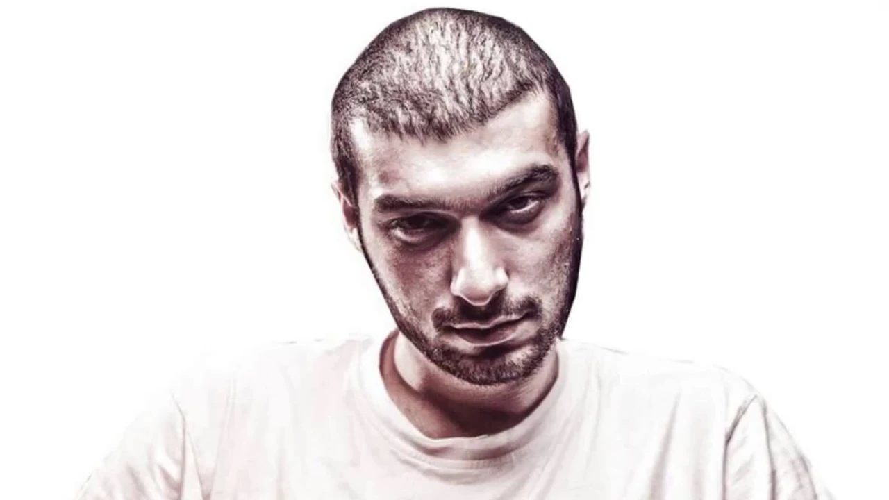 Sansar Salvo kimdir, gerçek adı ne, kaç yaşında gibi merak