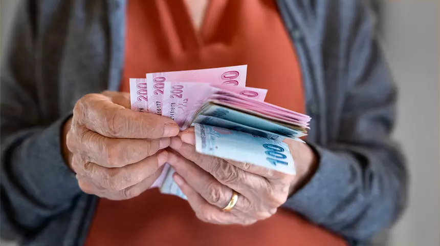Yeni yıl heyecanı yaşanırken, milyonlarca emekli gözünü 5 Ocak 2026