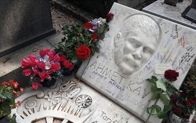 Ahmet Kaya’nın mezarı nerede, mezar taşında ne yazıyor, hangi mezarlıkta