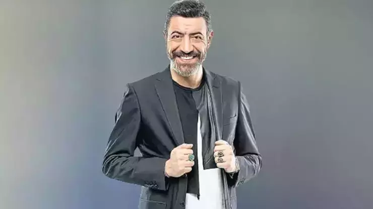  Hakan Altun, yılbaşı gecesine özel yayınlanan Şarkılar Bizi Söyler programına