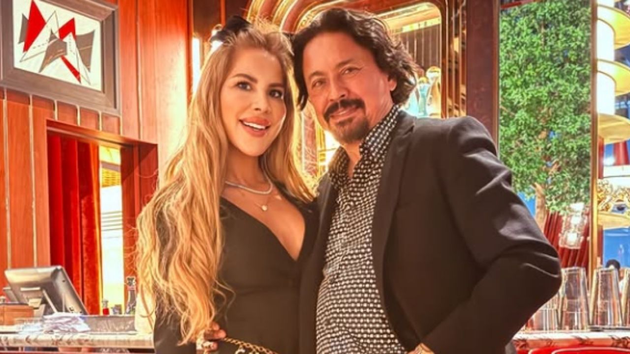 Ali Yücel Kerimoğlu, kamuoyunda daha çok Yücel Kerimoğlu adıyla tanınan,