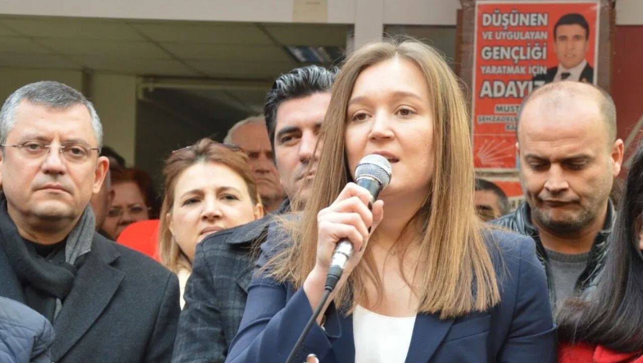 Gülşah Durbay Kimdir? Evli mi, Nereli, Kaç Yaşında, Hastalığı, Çocuğu Var mı? Manisa’nın İlk Kadın Belediye Başkanı