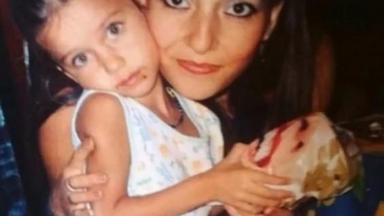 Afra Saraçoğlu’nun Annesi Lütfiye Saraçoğlu’nun Bilinmeyenleri: Kimdir, Kaç Yaşındadır ve