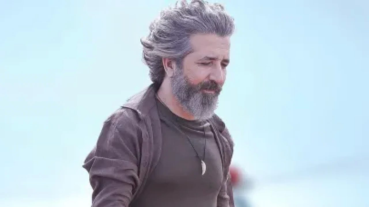 Ali Kınık’ın Hayatı ve Müzik Yolculuğu: Şiirden Sahneye Türk halk