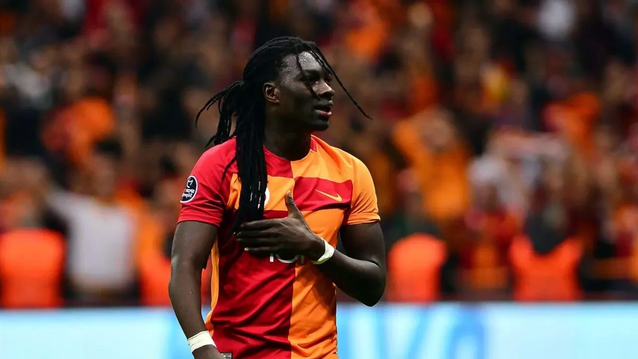 Bafetimbi Gomis Futbolu Bıraktı: Kariyerinin Perdesi Kapandı! Galatasaray taraftarının gönlünde