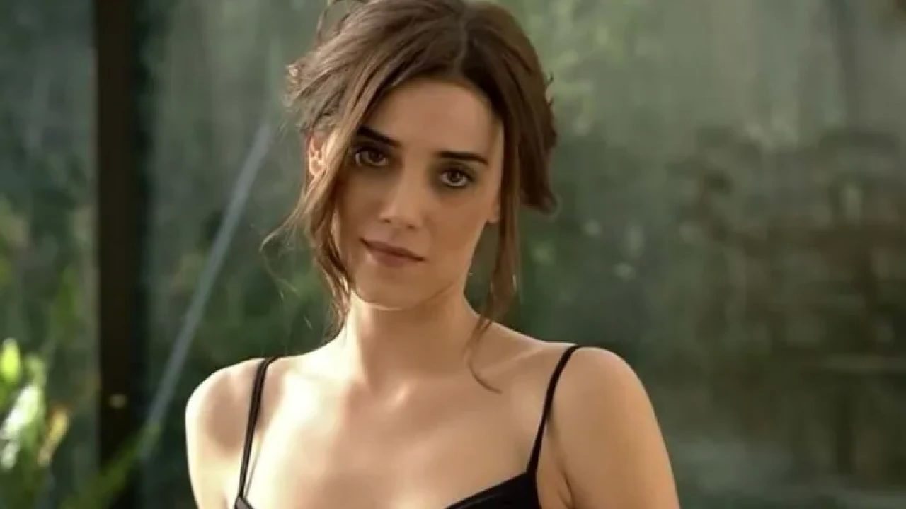 Cansu Dere’nin Gözlerden Uzak Özel Hayatı: Aşk Dedikoduları ve Evlilik
