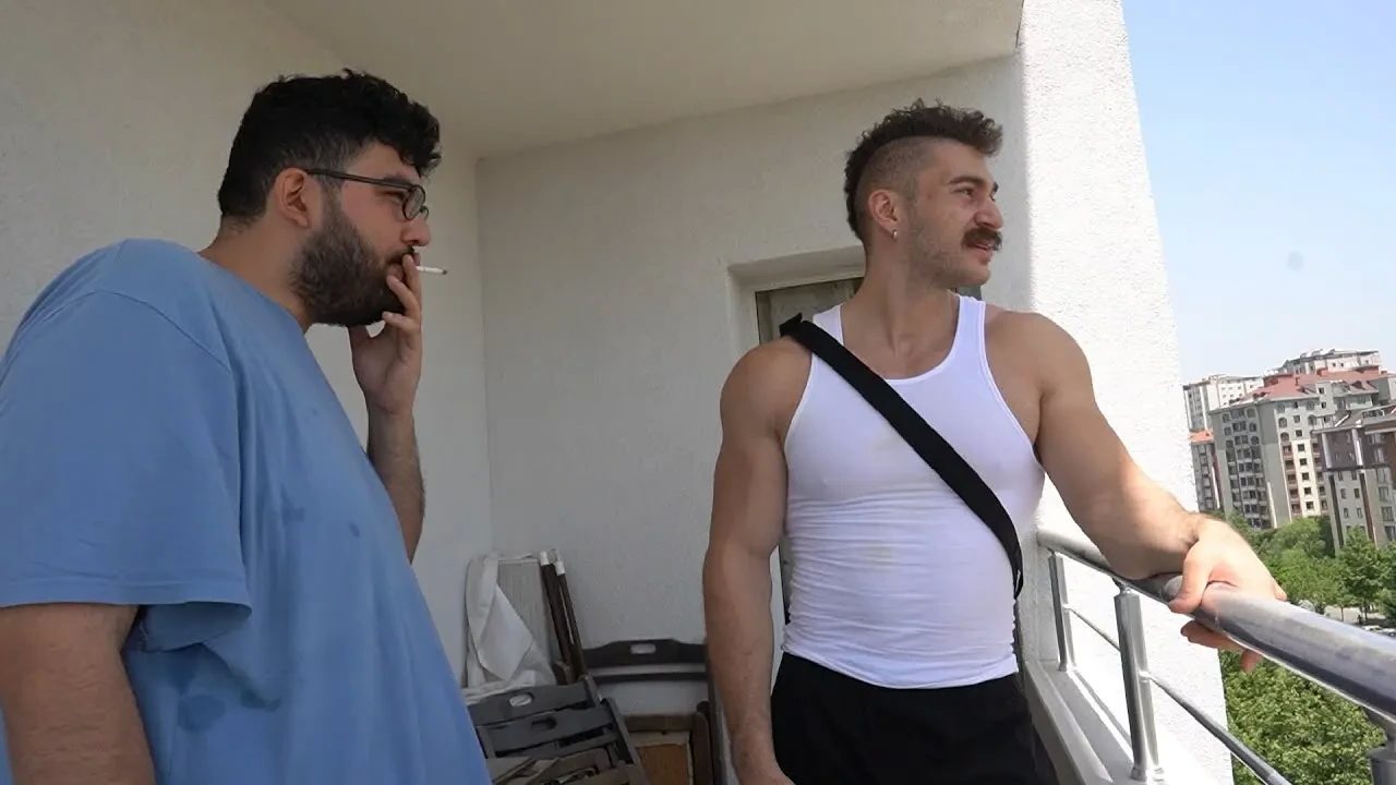 Derbeder Berk’in Hayatı ve Sosyal Medya Başarısı Mercek Altında! Sosyal