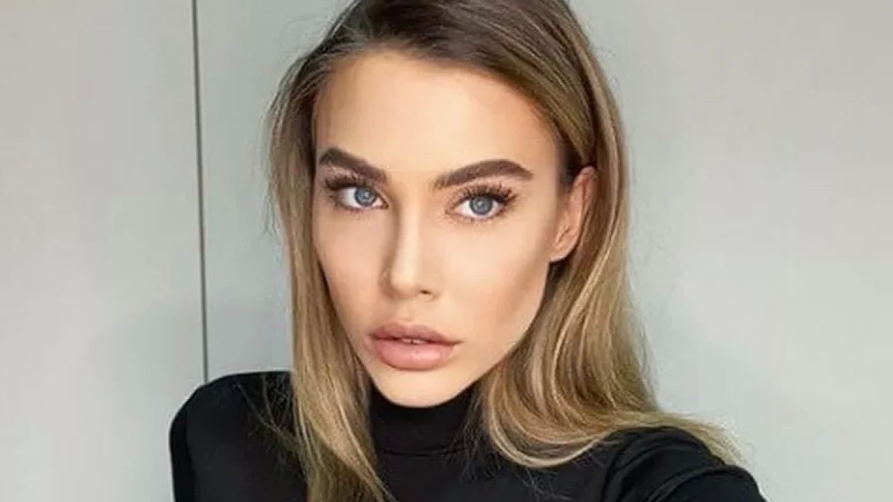 Sosyal medya dünyasında adından sıkça söz ettiren Esin Çepni, özel