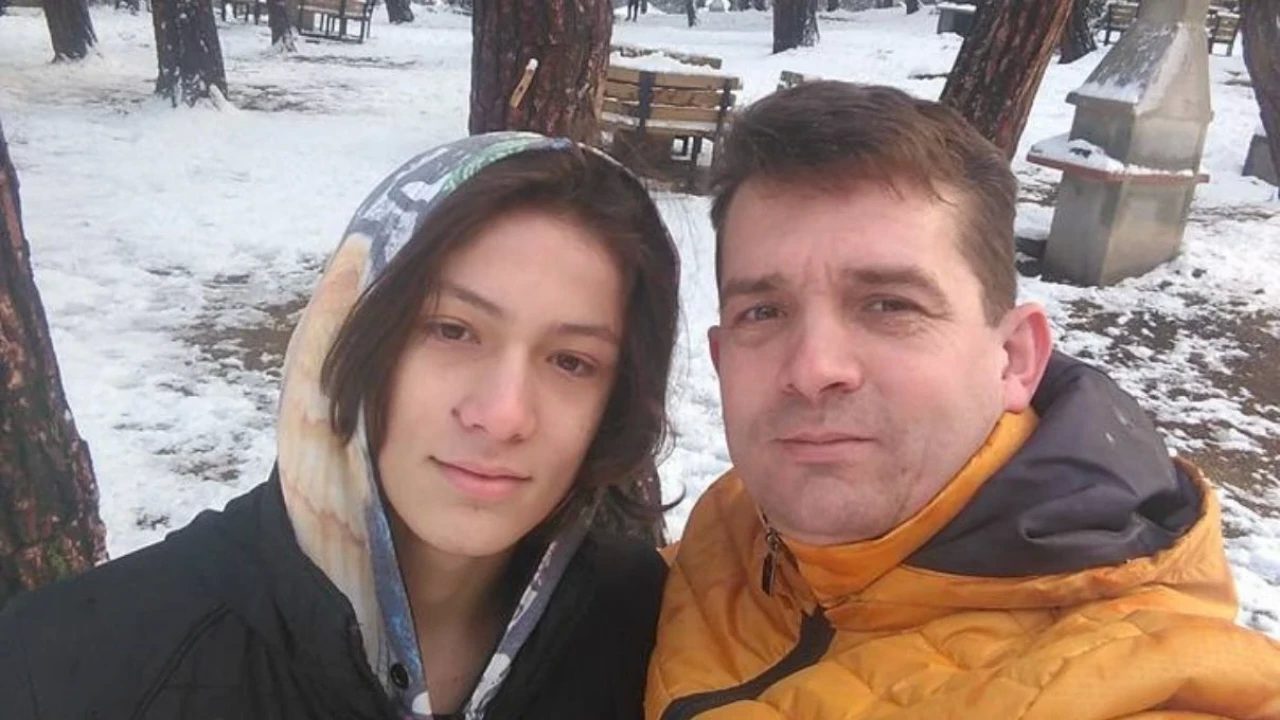 Çakal’ın Babası Kimdir? Türk rap müziğinin popüler ismi Emirhan Çakal,