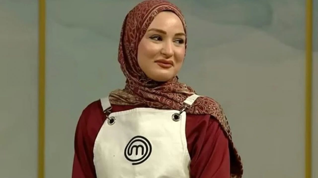 MasterChef 2025 Sahnesinde Parlayan Yıldız: Büşra Mutlu Kimdir? MasterChef 2025’in