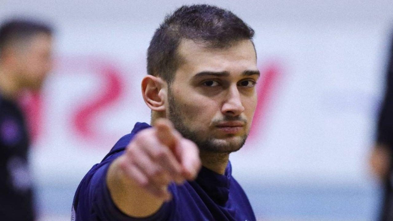 Oğuzhan Karasu kimdir, kaç yaşında, nereli, boyu kaç, hangi takımlarda