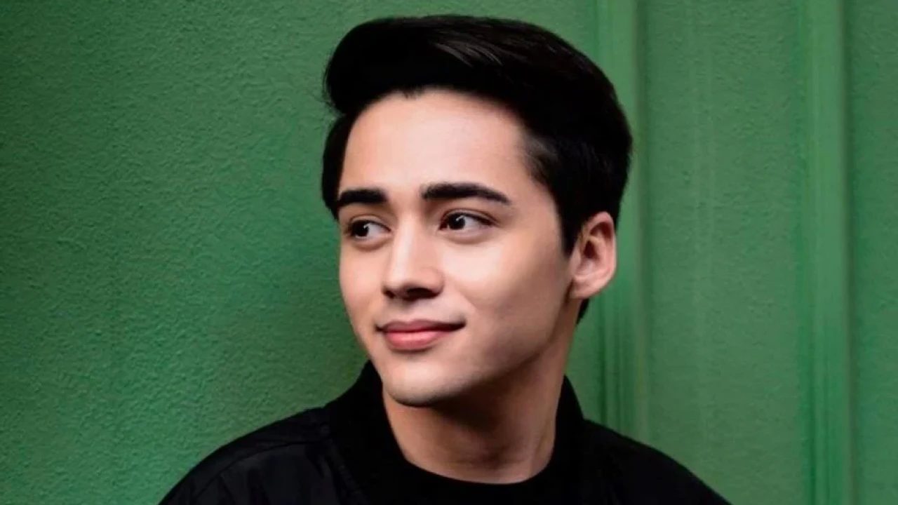 Arka Sokaklar Ömer Balaban karakteri, dizinin yeni bölümlerinde dikkat çeken