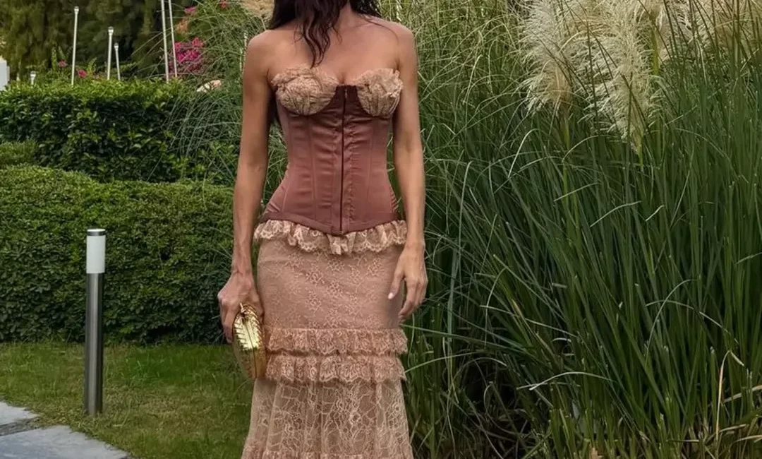 Ünlü oyuncu Yasemin Ergene, 2011 yılında iş insanı İzzet Özilhan