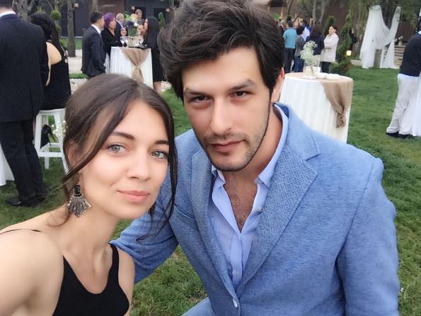 Ceyda Kasabalı, son yıllarda hem oyunculuk kariyeriyle hem de dijital