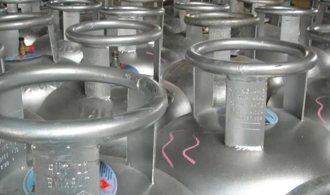 Asgari ücret zammı sonrası Kayseri’de tüp fiyatlarına da zam geldi.